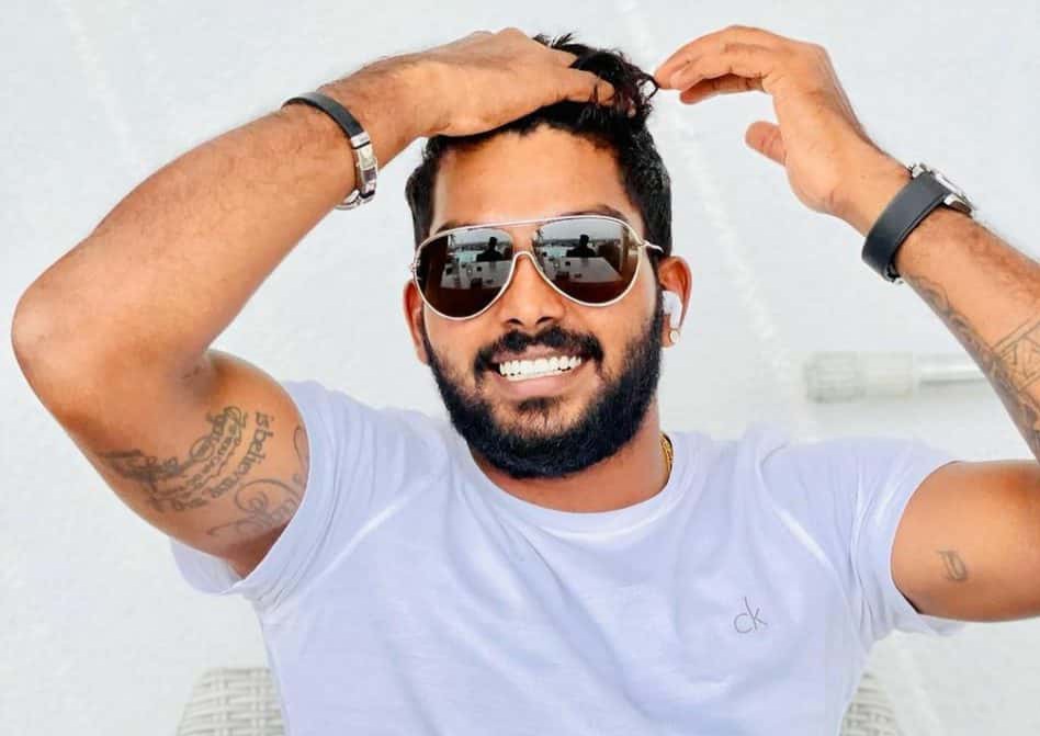 හස 6