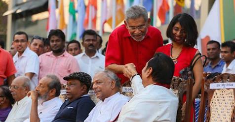 dayan with mahinda